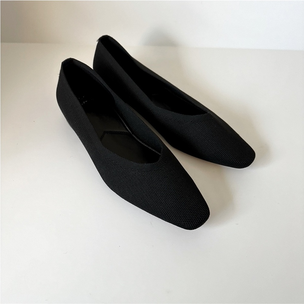 Halston Women's Black Broadway knit Slip on Flats
